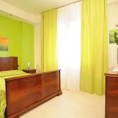 Siena Home And Sailing ภายนอก รูปภาพ